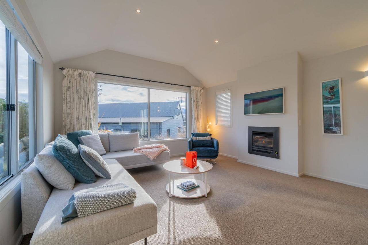 Southland Sounds - Te Anau Holiday Home Exterior photo