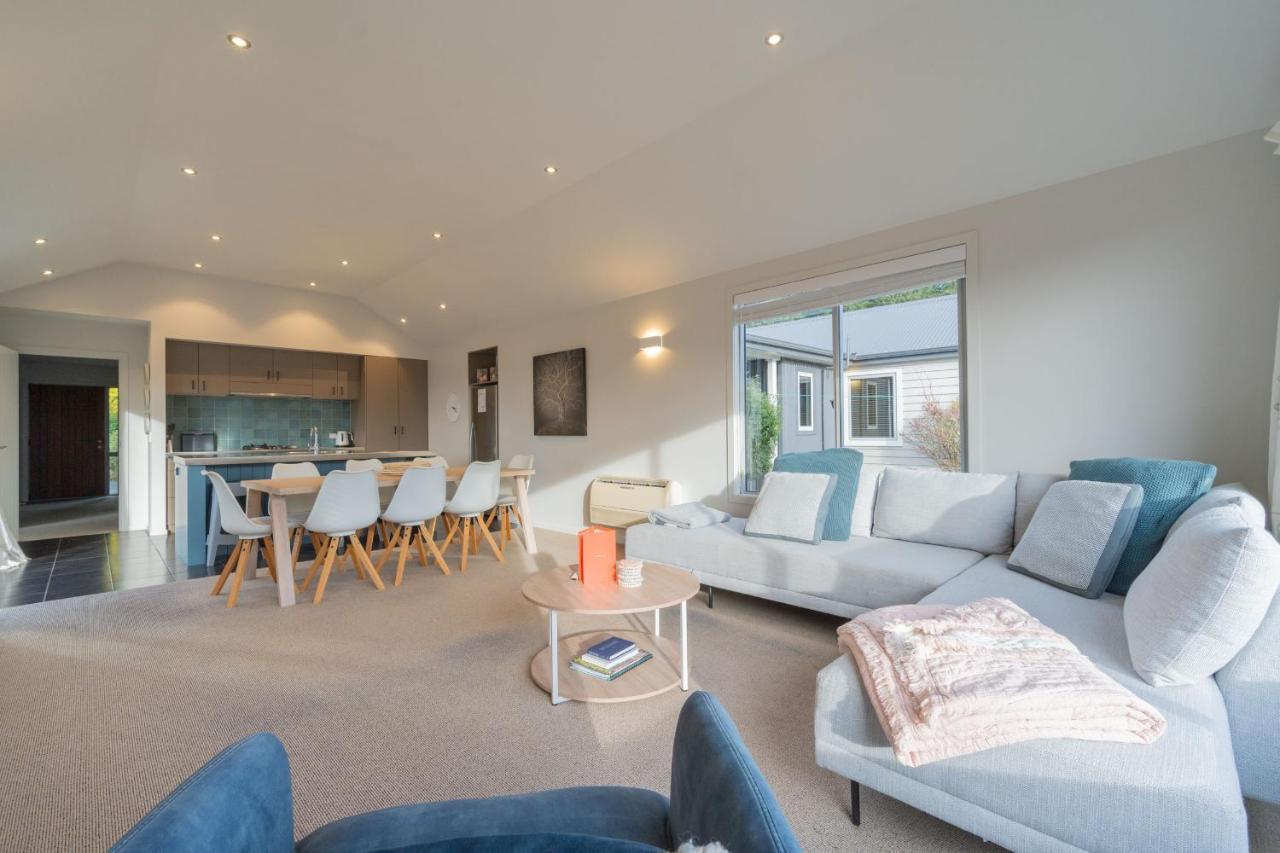 Southland Sounds - Te Anau Holiday Home Exterior photo